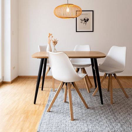 Altstadt Apartment 2 Zimmer Am Weibermarkt 로이틀링겐 외부 사진