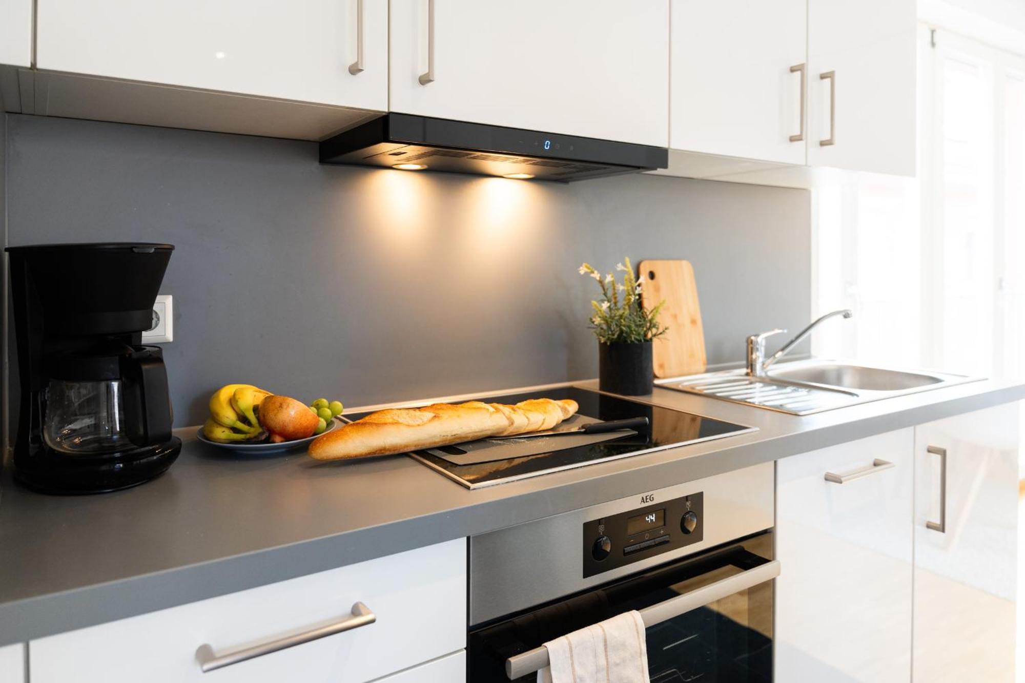Altstadt Apartment 2 Zimmer Am Weibermarkt 로이틀링겐 외부 사진