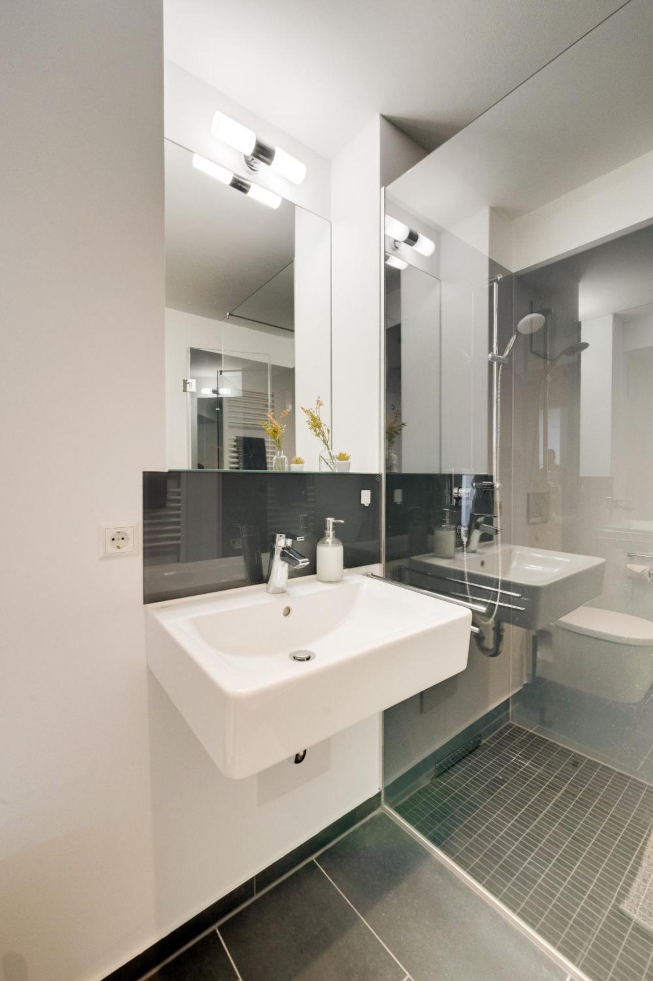 Altstadt Apartment 2 Zimmer Am Weibermarkt 로이틀링겐 외부 사진