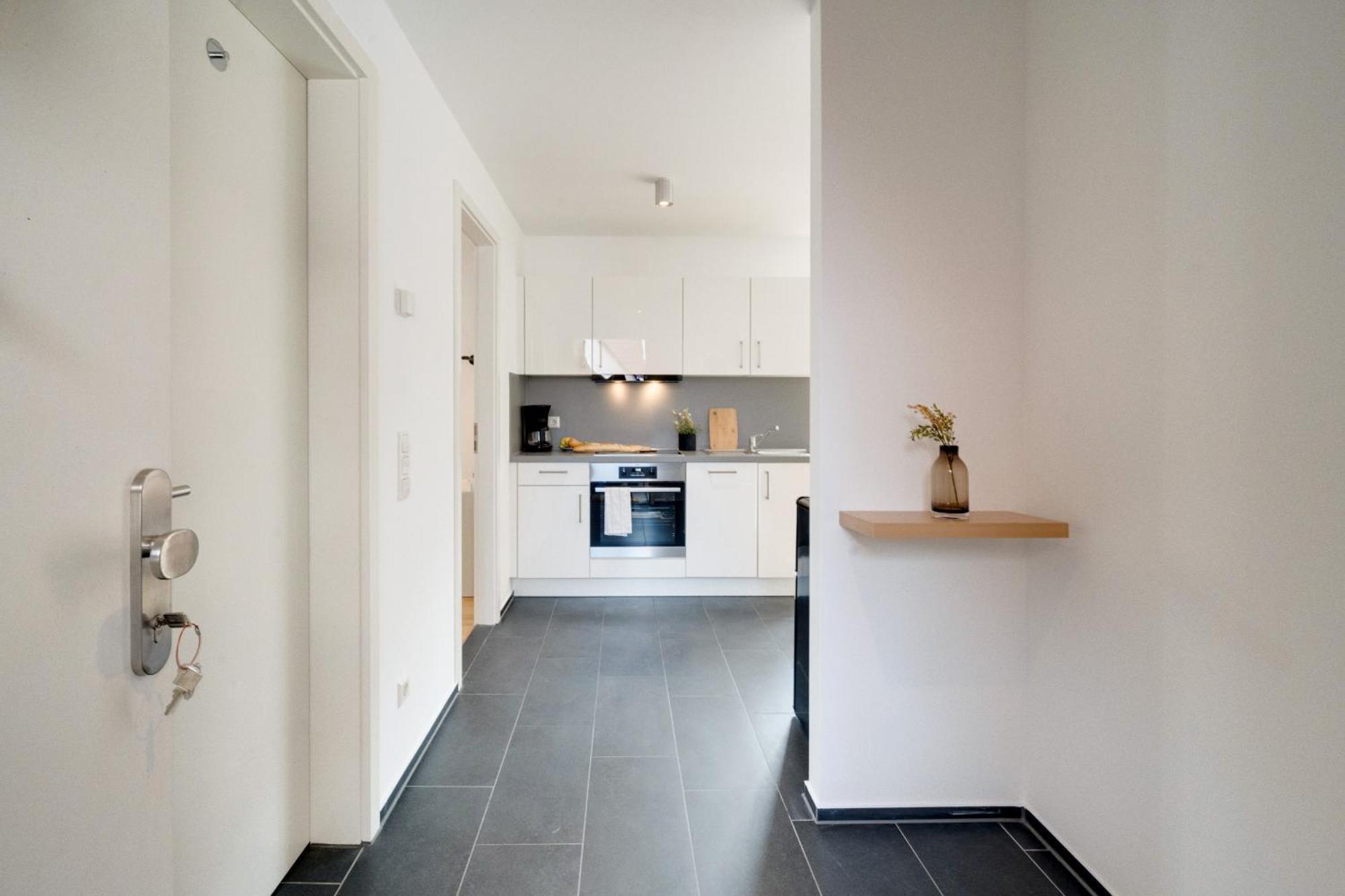 Altstadt Apartment 2 Zimmer Am Weibermarkt 로이틀링겐 외부 사진