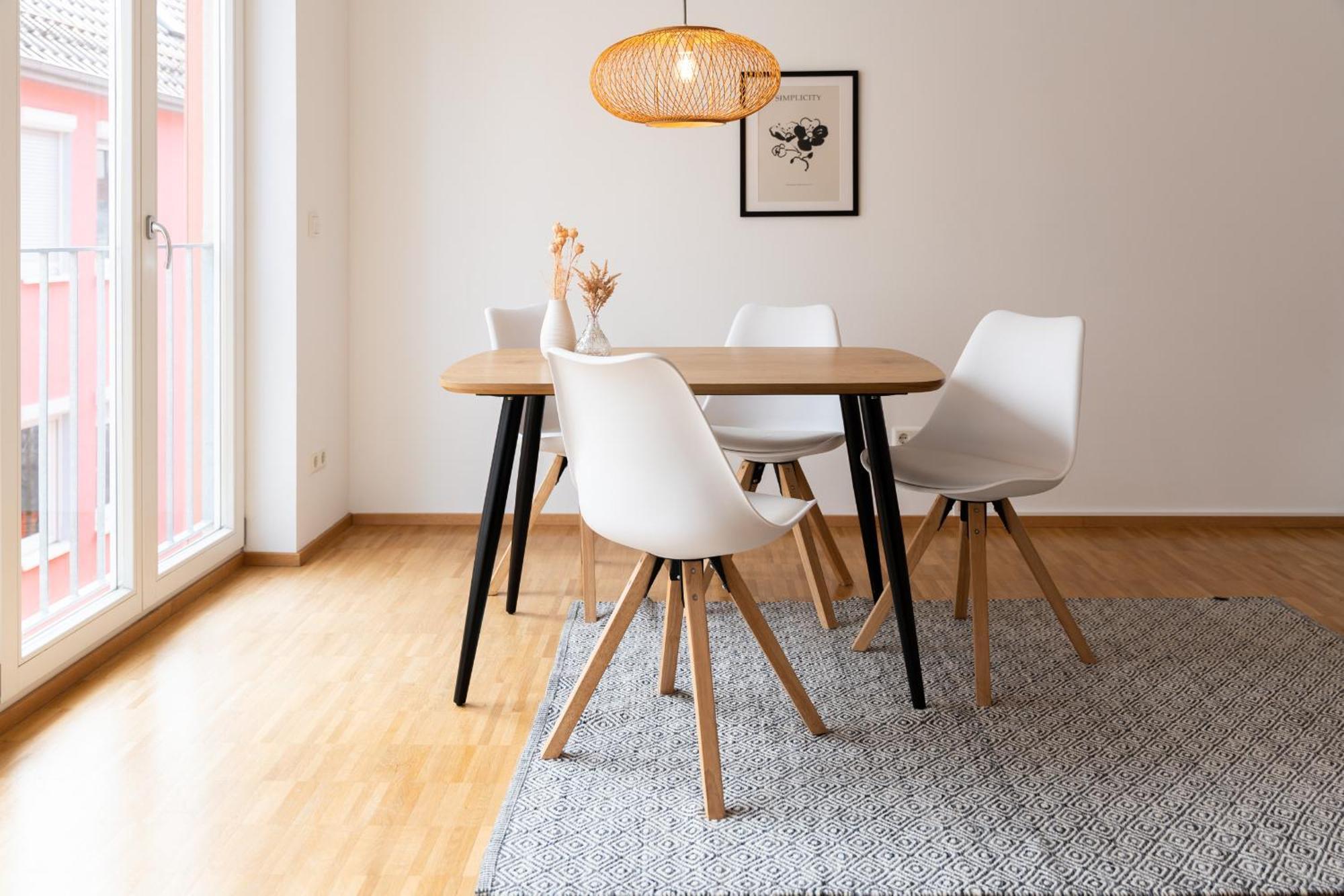 Altstadt Apartment 2 Zimmer Am Weibermarkt 로이틀링겐 외부 사진